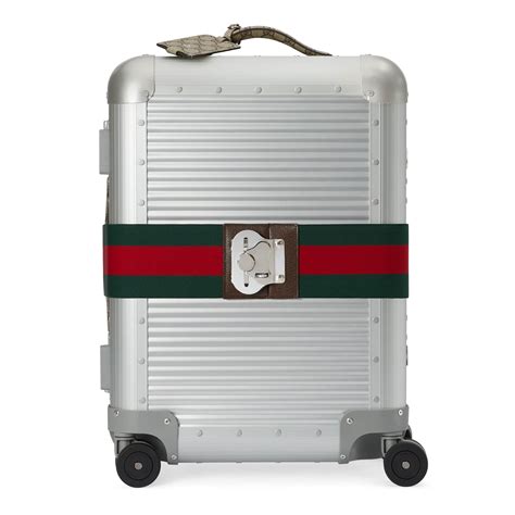 gucci shop costo zero|gucci luggage.